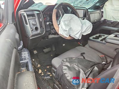 Zdjęcie 8 z 11 samochodu: 2018 CHEVROLET SILVERADO K1500 LT VIN:3GCUKREC2JG441712 - miniatura