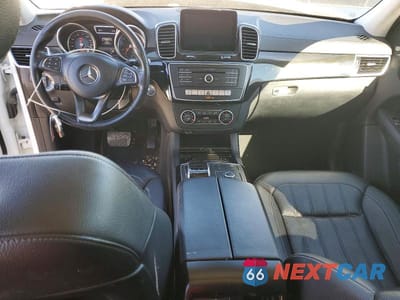 Zdjęcie 8 z 13 samochodu: 2017 MERCEDES-BENZ GLS 450 4MATIC VIN:4JGDF6EE3HA741638 - miniatura