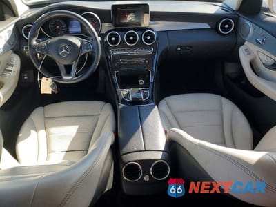 Zdjęcie 8 z 12 samochodu: 2016 MERCEDES-BENZ C 300 VIN:55SWF4JB3GU112754 - miniatura