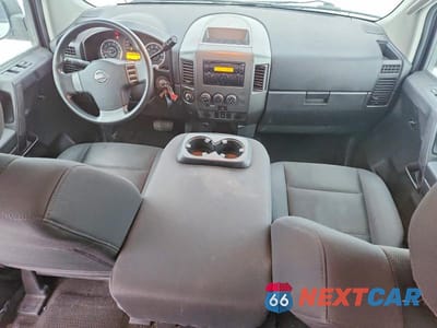 Zdjęcie 8 z 12 samochodu: 2009 NISSAN TITAN XE VIN:1N6AA07C39N313378 - miniatura