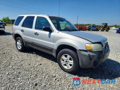 Czwarte zdjęcie samochodu z boku: 2006 FORD ESCAPE XLS VIN:1FMYU02Z26KA22786 - miniatura