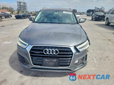 Piąte zdjęcie samochodu w środku: 2017 AUDI Q3 PRESTIGE VIN:WA1GCCFSXHR011847 - miniatura