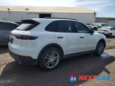 Trzecie zdjęcie samochodu z tyłu: 2019 PORSCHE CAYENNE VIN:WP1AA2AY5KDA14522 - miniatura