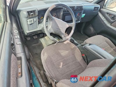 Zdjęcie 8 z 12 samochodu: 1997 CHEVROLET S TRUCK S10 VIN:1GCDT19W3V8100298 - miniatura