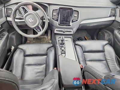 Zdjęcie 8 z 12 samochodu: 2020 VOLVO XC90 T6 MOMENTUM VIN:YV4A22PK3L1576503 - miniatura
