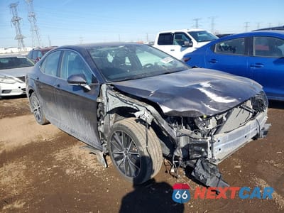 Czwarte zdjęcie samochodu z boku: 2023 TOYOTA CAMRY SE VIN:4T1T11AK6PU812417 - miniatura