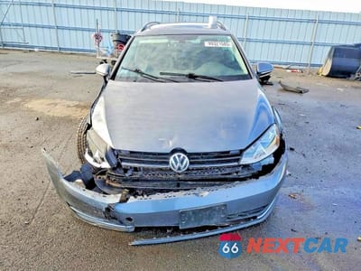 Piąte zdjęcie samochodu w środku: 2017 VOLKSWAGEN GOLF SPORTWAGEN S VIN:3VWC17AU6HM501XXX - miniatura