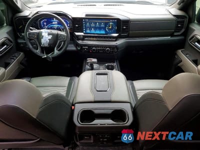 Zdjęcie 8 z 12 samochodu: 2022 CHEVROLET SILVERADO K1500 ZR2 VIN:3GCUDHEL0NG631650 - miniatura