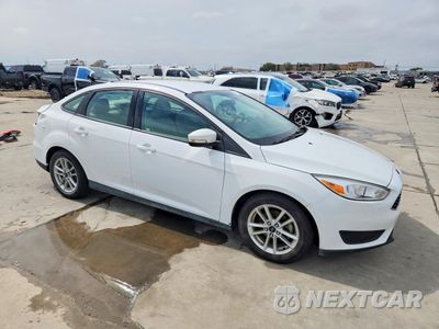 Czwarte zdjęcie samochodu z boku: 2016 FORD FOCUS SE VIN:1FADP3F26GL328643 - miniatura