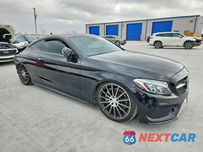 Czwarte zdjęcie samochodu z boku: 2017 MERCEDES-BENZ C 300 VIN:WDDWJ4JB0HF445576 - miniatura
