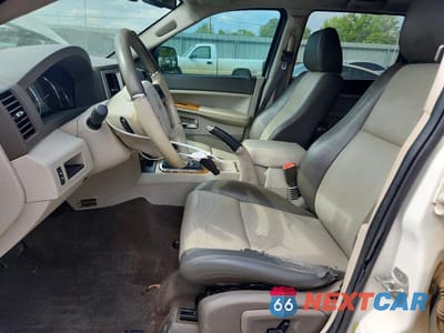 Zdjęcie 7 z 12 samochodu: 2008 JEEP GRAND CHEROKEE LIMITED VIN:1J8HR582X8C240221 - miniatura