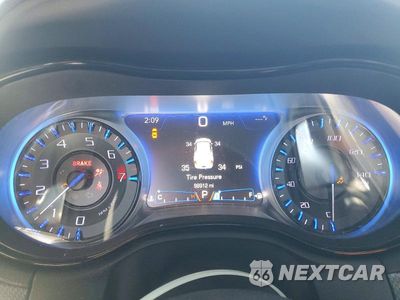 Zdjęcie 9 z 12 samochodu: 2015 CHRYSLER 300 S VIN:2C3CCABG2FH833117 - miniatura