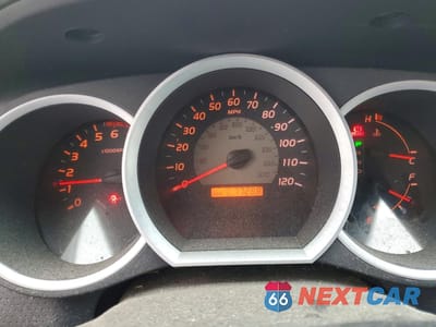 Zdjęcie 9 z 12 samochodu: 2010 TOYOTA TACOMA BASE VIN:5TENX4CN1AZ722322 - miniatura