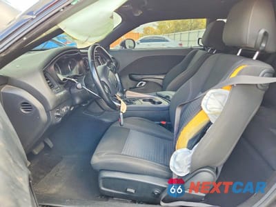 Zdjęcie 7 z 12 samochodu: 2021 DODGE CHALLENGER SXT VIN:2C3CDZAG1MH534373 - miniatura