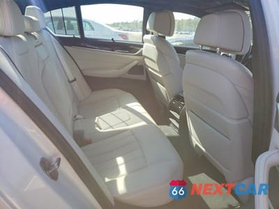 Zdjęcie 10 z 13 samochodu: 2022 BMW 540 I VIN:WBA53BJ01NWX78672 - miniatura