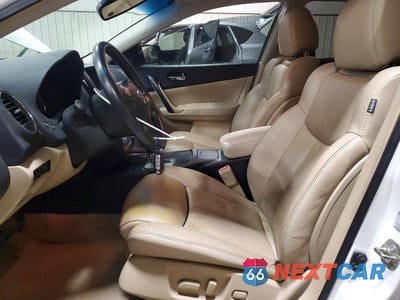 Zdjęcie 7 z 12 samochodu: 2014 NISSAN MAXIMA 3.5 S VIN:1N4AA5AP9EC435508 - miniatura