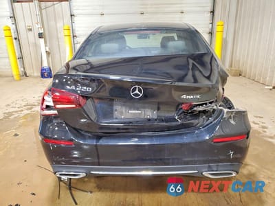 Zdjęcie 6 z 12 samochodu: 2021 MERCEDES-BENZ A 220 4MATIC VIN:W1K3G4FB6MJ305033 - miniatura