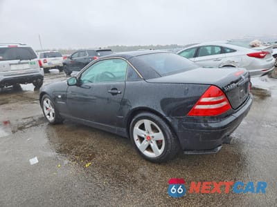 Drugie zdjęcie samochodu z przodu: 1999 MERCEDES-BENZ SLK-CLASS VIN:WDBKK47FXXF121936 - miniatura