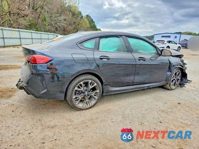 Trzecie zdjęcie samochodu z tyłu: 2025 BMW 228XI VIN:WBA23GG06S7S76219 - miniatura