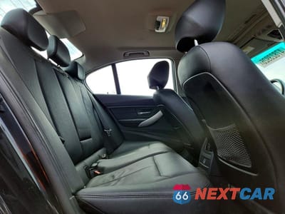 Zdjęcie 10 z 12 samochodu: 2013 BMW 328 XI SULEV VIN:WBA3B5C59DF593451 - miniatura