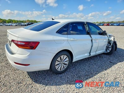 Trzecie zdjęcie samochodu z tyłu: 2019 VOLKSWAGEN JETTA S VIN:3VWCB7BU0KM203659 - miniatura