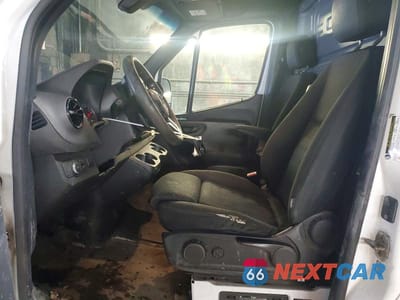 Zdjęcie 7 z 12 samochodu: 2019 MERCEDES BENZ SPRINTER 2500 DELIVERY VAN VIN:WD3PF1ED5KT014812 - miniatura
