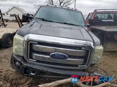 Piąte zdjęcie samochodu w środku: 2011 FORD F350 SUPER DUTY VIN:1FT8W3BT6BEB30297 - miniatura