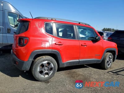 Trzecie zdjęcie samochodu z tyłu: 2016 JEEP RENEGADE SPORT VIN:ZACCJBAT5GPD89575 - miniatura
