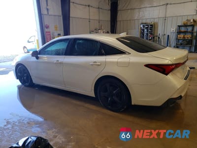 Drugie zdjęcie samochodu z przodu: 2021 TOYOTA AVALON XLE VIN:4T1AZ1FB0MU059536 - miniatura
