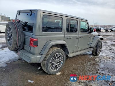 Trzecie zdjęcie samochodu z tyłu: 2023 JEEP WRANGLER SAHARA 4XE VIN:1C4JJXP69PW683358 - miniatura