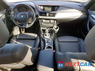 Zdjęcie 8 z 12 samochodu: 2015 BMW X1 SDRIVE28I VIN:WBAVM1C58FV314981 - miniatura