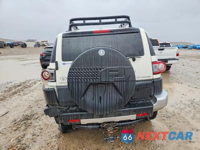 Zdjęcie 6 z 12 samochodu: 2014 TOYOTA FJ CRUISER VIN:JTEBU4BFXEK206228 - miniatura