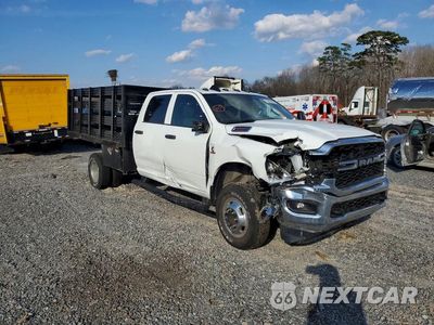 Czwarte zdjęcie samochodu z boku: 2024 RAM 3500 FLATBED TRUCK VIN:3C7WRTCL5RG301706 - miniatura
