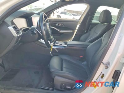 Zdjęcie 7 z 11 samochodu: 2019 BMW 330I VIN:WBA5R1C56KAK08130 - miniatura