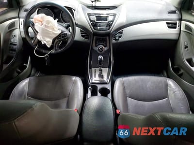 Zdjęcie 8 z 12 samochodu: 2013 HYUNDAI ELANTRA LIMITED VIN:KMHDH4AE6DU659223 - miniatura