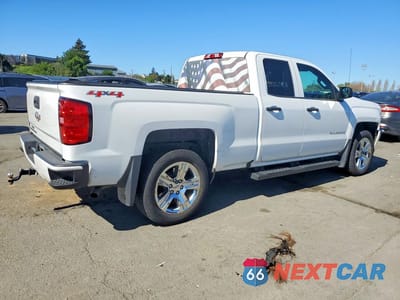 Trzecie zdjęcie samochodu z tyłu: 2017 CHEVROLET SILVERADO K1500 CUSTOM VIN:1GCVKPEC2HZ233624 - miniatura