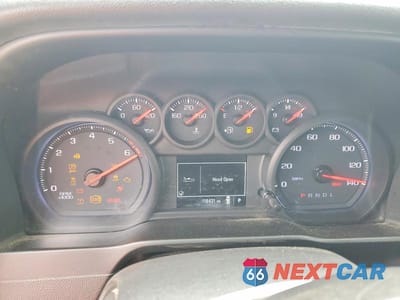 Zdjęcie 9 z 11 samochodu: 2019 CHEVROLET SILVERADO C1500 VIN:3GCNWAEH8KG180433 - miniatura