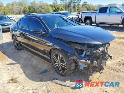 Czwarte zdjęcie samochodu z boku: 2017 HONDA ACCORD SPORT SPECIAL EDITION VIN:1HGCR2F17HA176839 - miniatura