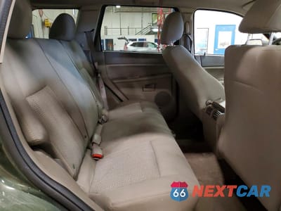 Zdjęcie 11 z 14 samochodu: 2007 JEEP GRAND CHEROKEE LAREDO VIN:1J8GR48KX7C665524 - miniatura