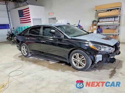 Czwarte zdjęcie samochodu z boku: 2019 HYUNDAI SONATA SEL VIN:5NPE34AF3KH782632 - miniatura