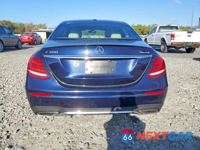 Zdjęcie 6 z 11 samochodu: 2017 MERCEDES-BENZ E 300 4MATIC VIN:WDDZF4KB0HA047536 - miniatura
