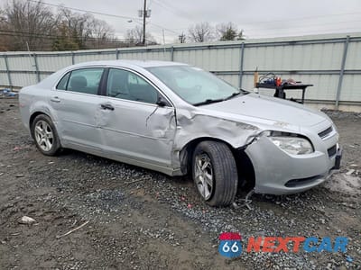 Czwarte zdjęcie samochodu z boku: 2012 CHEVROLET MALIBU LS VIN:1G1ZB5E09CF184078 - miniatura