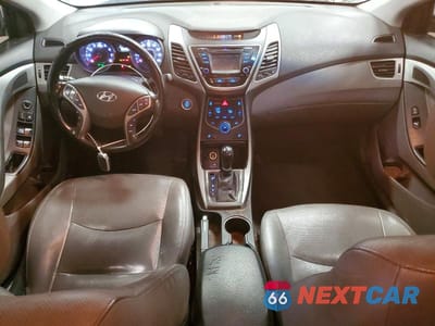 Zdjęcie 8 z 11 samochodu: 2016 HYUNDAI ELANTRA LIMITED VIN:5NPDH4AE3GH668996 - miniatura