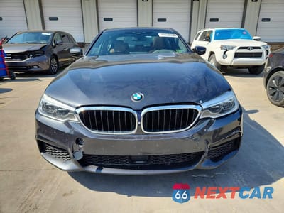 Piąte zdjęcie samochodu w środku: 2017 BMW 540 XI VIN:WBAJE7C35HG890712 - miniatura