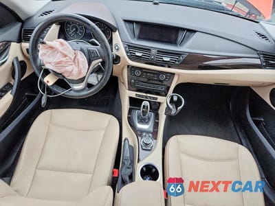 Zdjęcie 8 z 12 samochodu: 2013 BMW X1 XDRIVE28I VIN:WBAVL1C57DVR90158 - miniatura