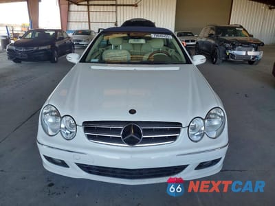 Piąte zdjęcie samochodu w środku: 2007 MERCEDES-BENZ CLK 350 VIN:WDBTK56F57T078880 - miniatura