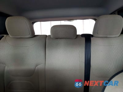 Zdjęcie 10 z 12 samochodu: 2019 JEEP RENEGADE LATITUDE VIN:ZACNJABB9KPJ92360 - miniatura