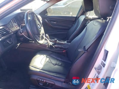 Zdjęcie 7 z 11 samochodu: 2014 BMW 328 XI SULEV VIN:WBA3B5C53EF599926 - miniatura