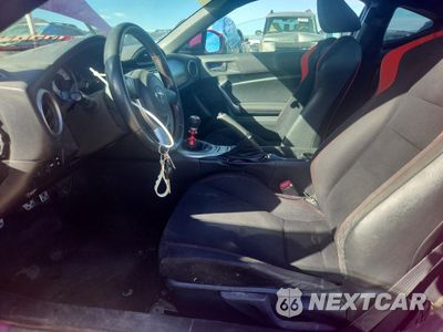 Zdjęcie 7 z 12 samochodu: 2013 SCION FR-S BASE VIN:JF1ZNAA19D1713541 - miniatura