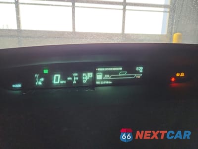 Zdjęcie 9 z 12 samochodu: 2010 TOYOTA PRIUS II VIN:JTDKN3DU4A0093874 - miniatura